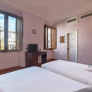 επισκεφθείτε το ξενοδοχείο