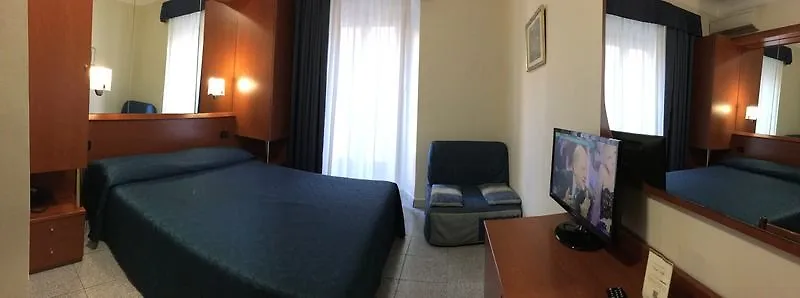 מילאנו Hotel Aurora