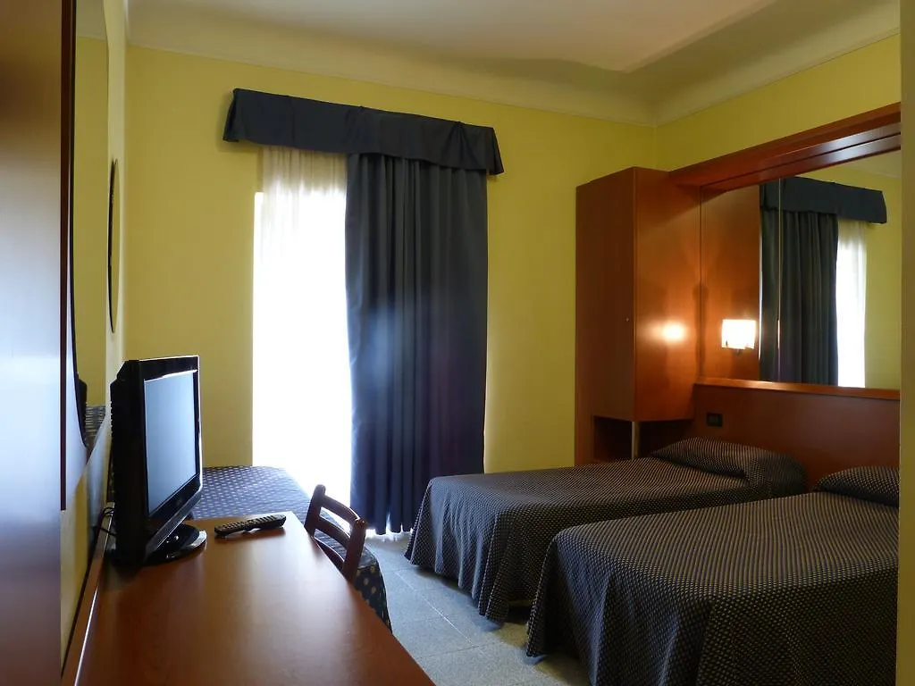 Hotel Aurora Milan 0*,